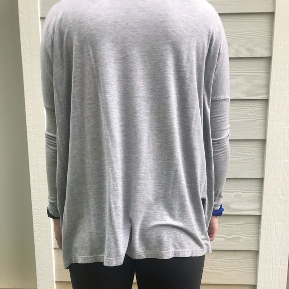 Gray Piko shirt - Picture 2 of 3